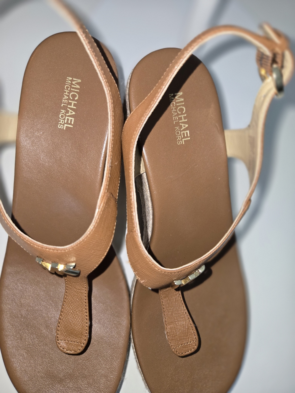 Michael Kors Tan Espadrille Leather Wedge Heel Thong Sandal Women's Size 8.5 - Picture 3 of 13